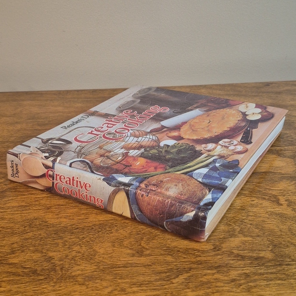 READER'S DIGEST Vintage MCM 1977 "Creative Cooking" Hardcover Cookbook - Picture 4 of 16